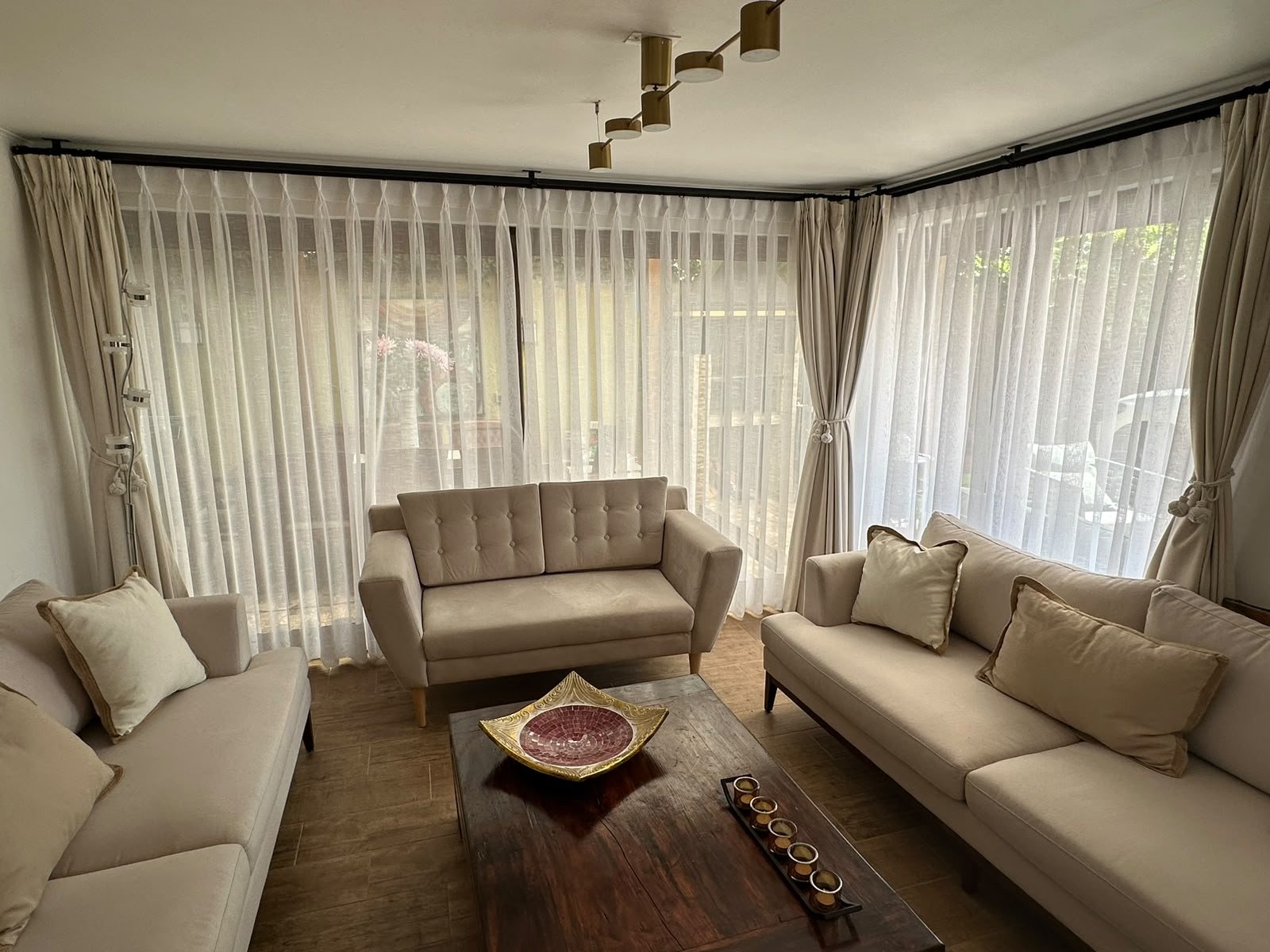 Cortinas para el Verano: ¿Cuáles son las Mejores Telas?